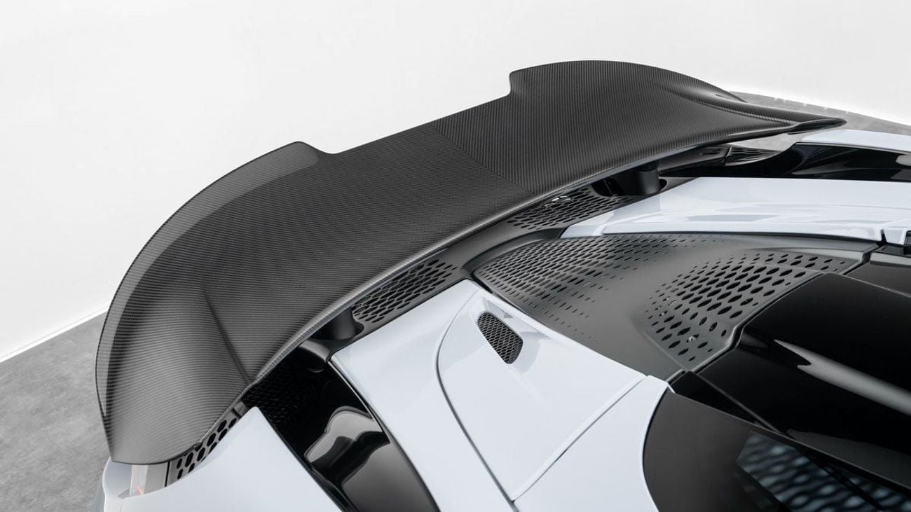 مكلارين 750S سبايدر - ٢٠٢٤ - دول مجلس التعاون الخليجي - تحت الضمان وعقد الخدمة