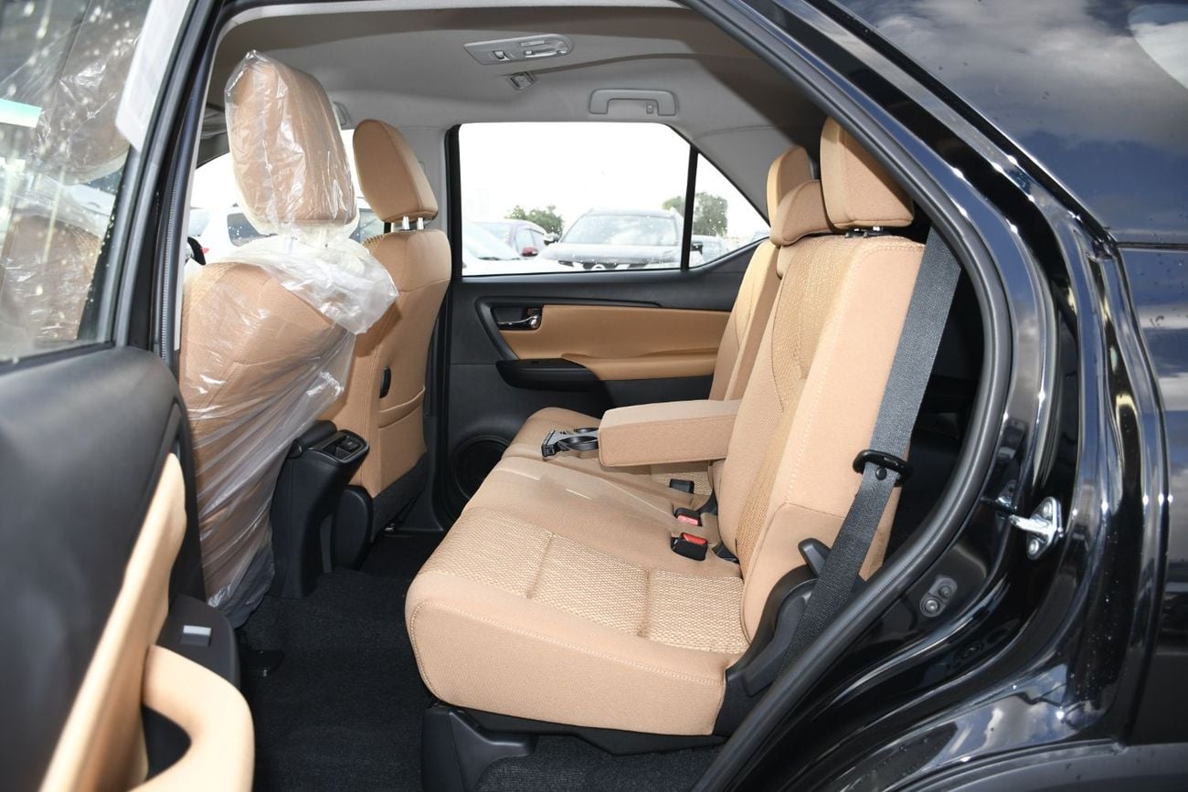 تويوتا فورتونر 2026 Toyota Fortuner 2.4L V4 Diesel Automatic 4x4WD