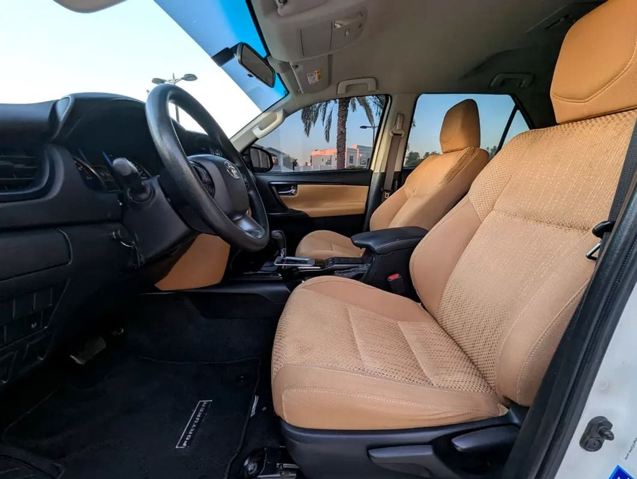 تويوتا فورتونر EXR GCC Specs | 2.7L Petrol | Excellent Condition | Family SUV