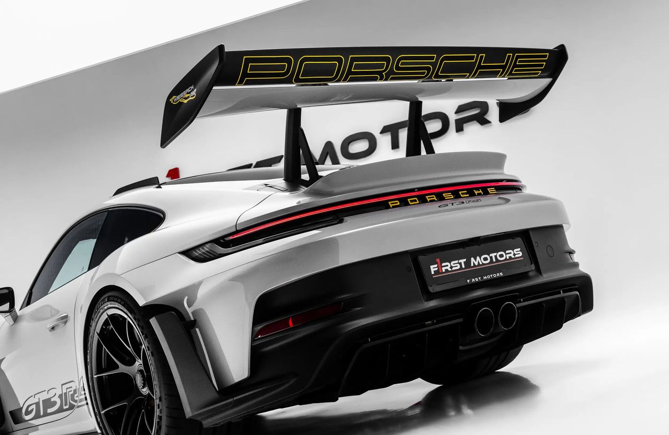 Porsche 911 4.0L F-6 Naturally Aspirated Engine