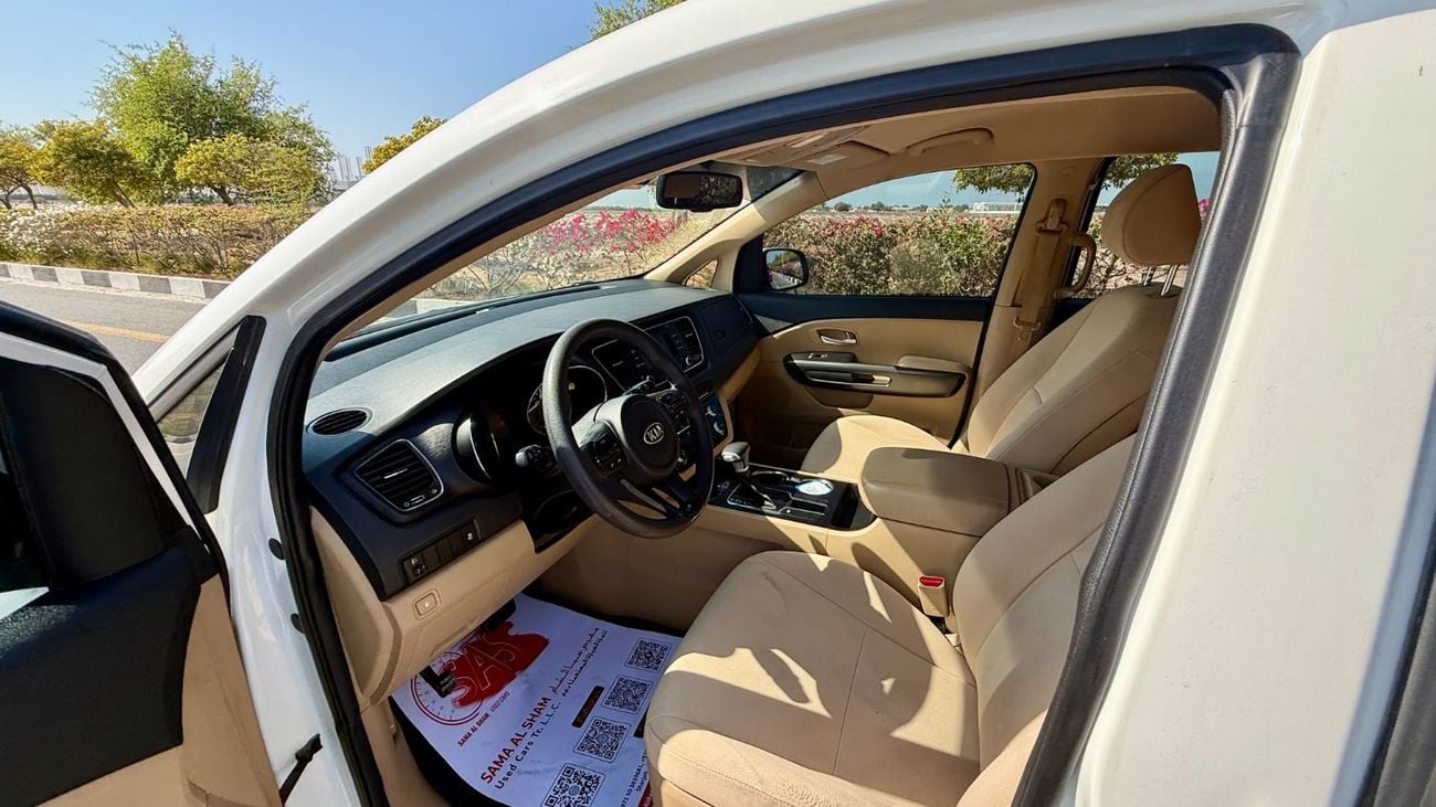 Kia Carnival EX 3.3L