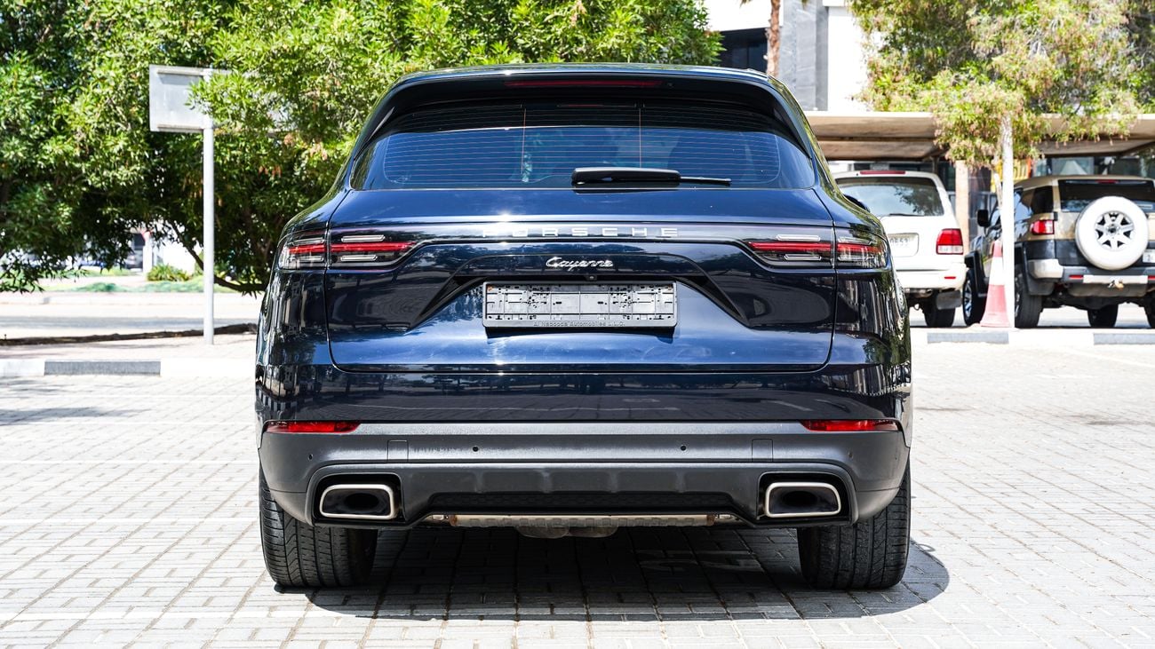 Porsche Cayenne Base