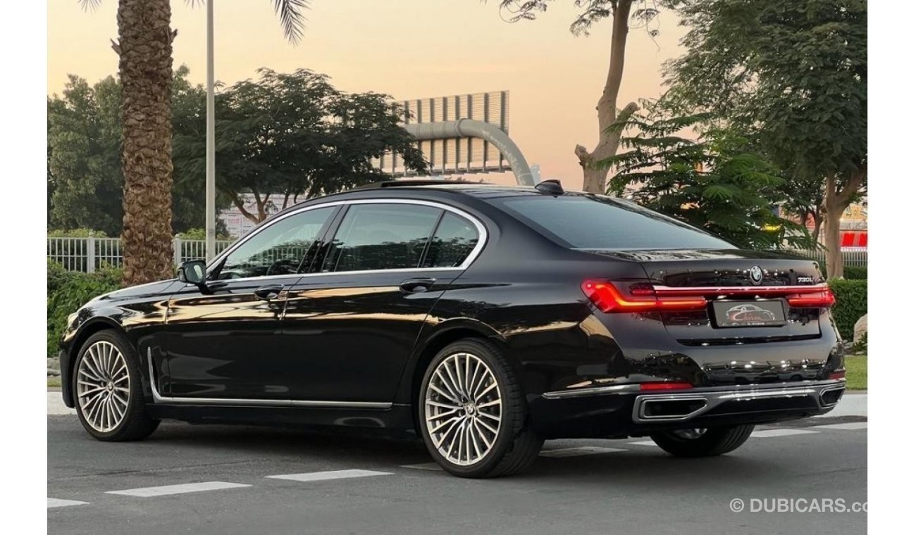 BMW 730Li Luxury M Sport Package BMW 730LI M PACKAGE 2022 GCC EXCLUSIVE WITH RADAR TOP OF RANGE UNDER WARRANTY