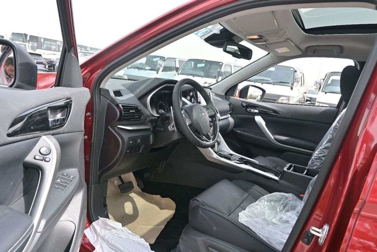 ميتسوبيشي إكلبس كروس 1.5L PETROL 4X4 FULL OPTION 2024