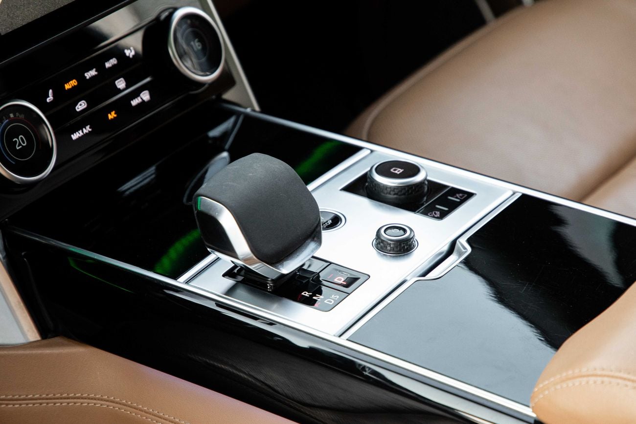Land Rover Range Rover Autobiography Range Rover Autobiography | 7,442 P.M | 0% Downpayment | IMMACULATE!