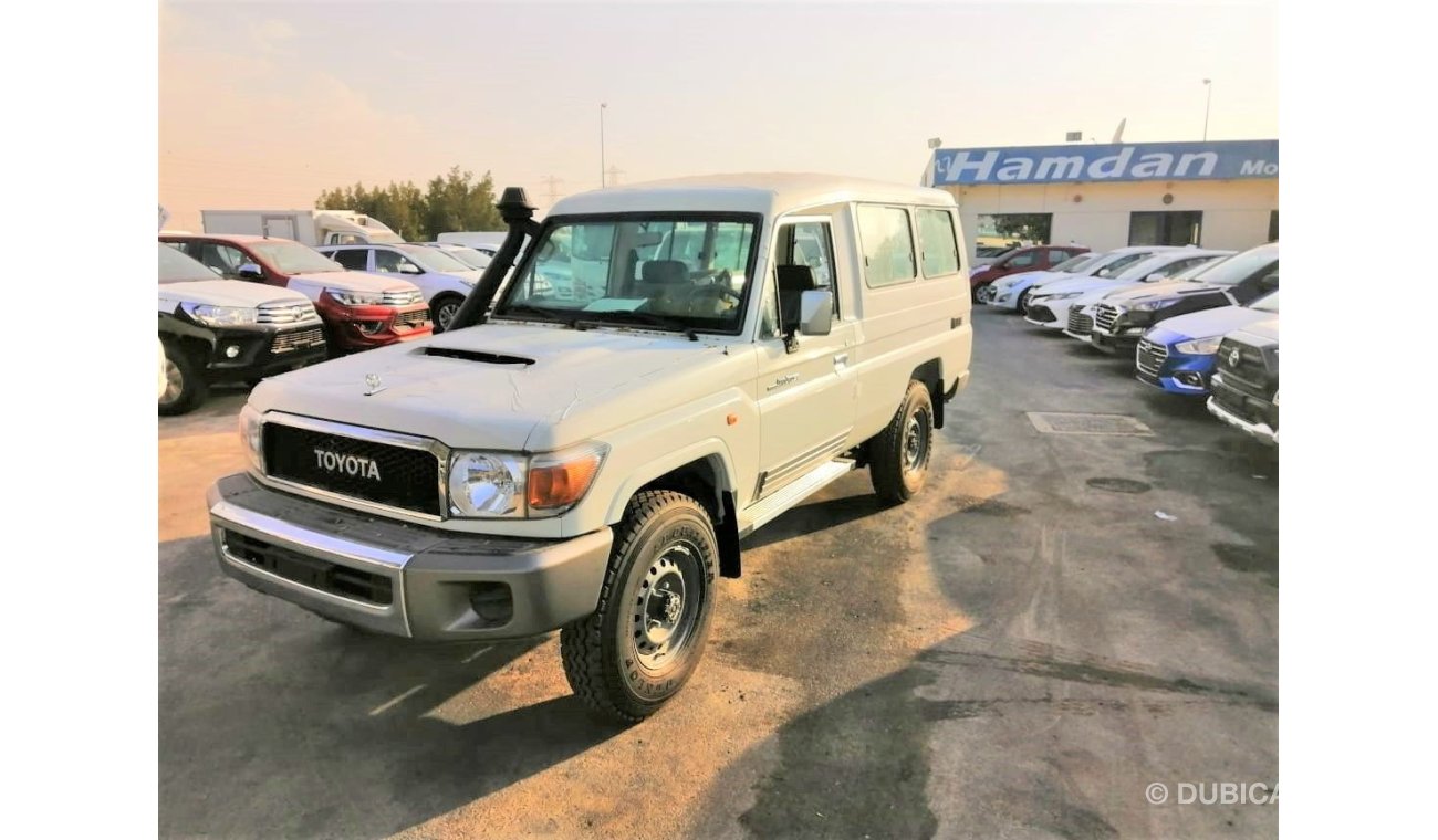 Toyota Land Cruiser Hard Top v8  diesel 3 door