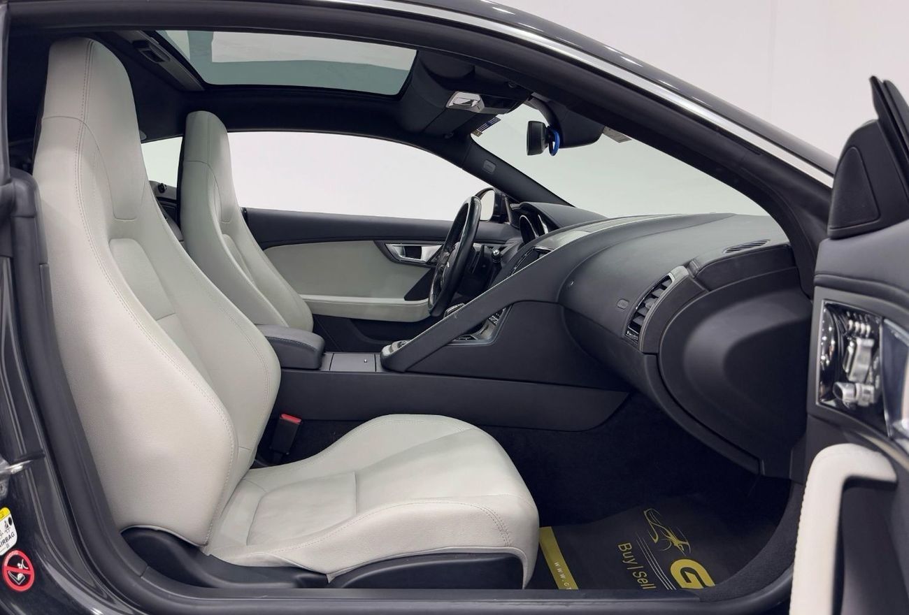 Jaguar F Type Std 3.0L (335 HP) 2015 Jaguar F-Type, Full Service History, Excellent Condition, GCC