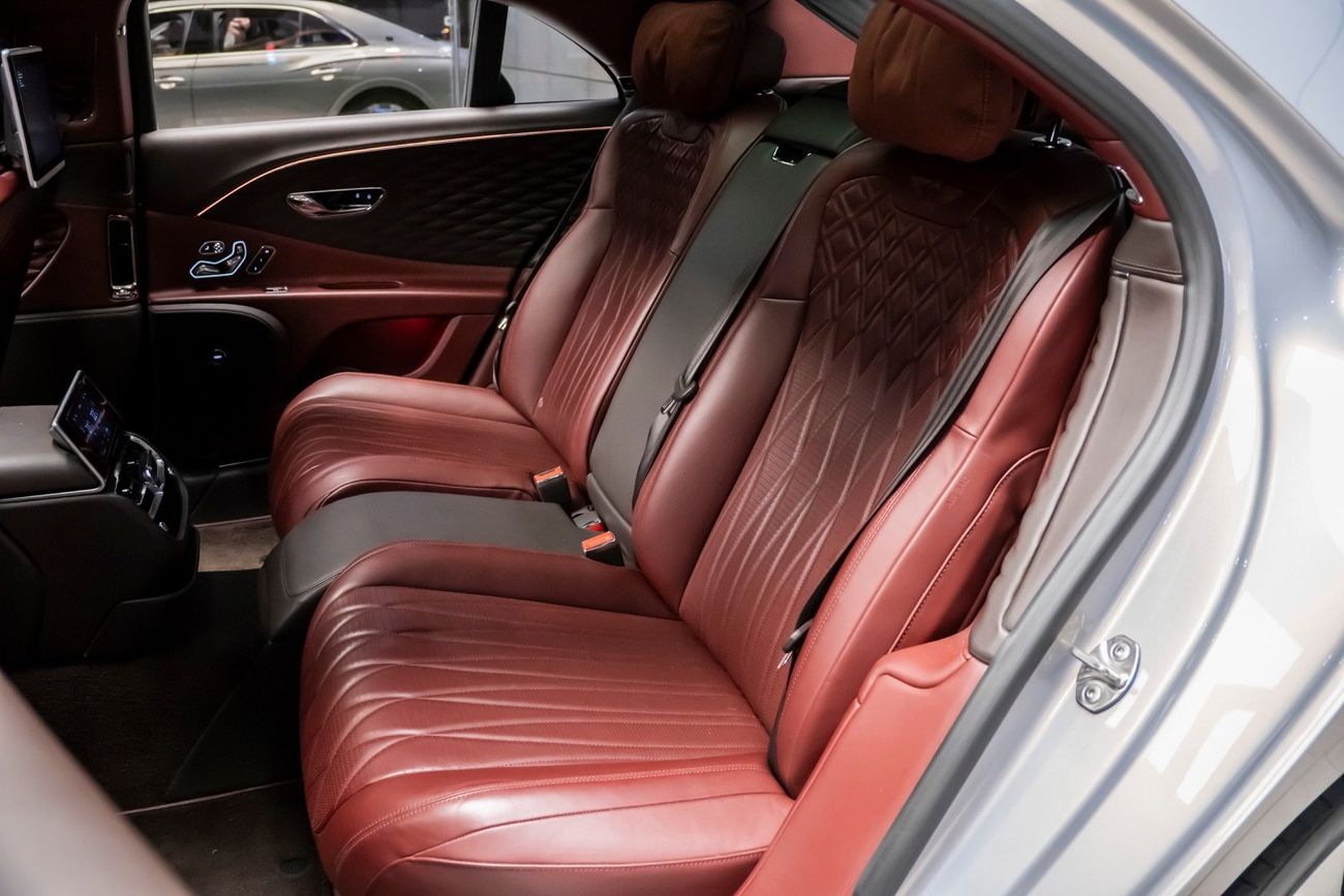 Bentley Flying Spur 6.0T W12