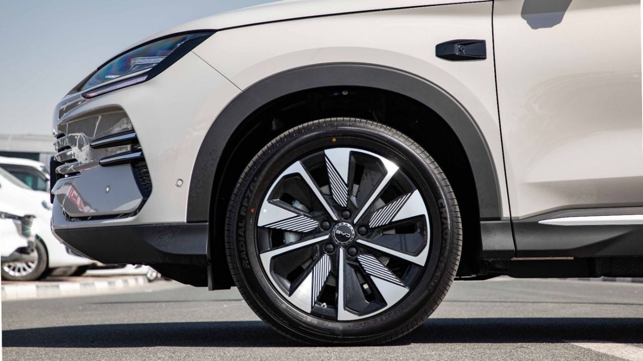 BYD Song Plus DM-i 112KM Honor Edition | 2025 | Ready Stock Limited QTY