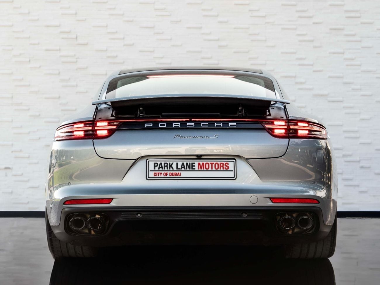 Porsche Panamera TREND Std 3.0L (325 HP)