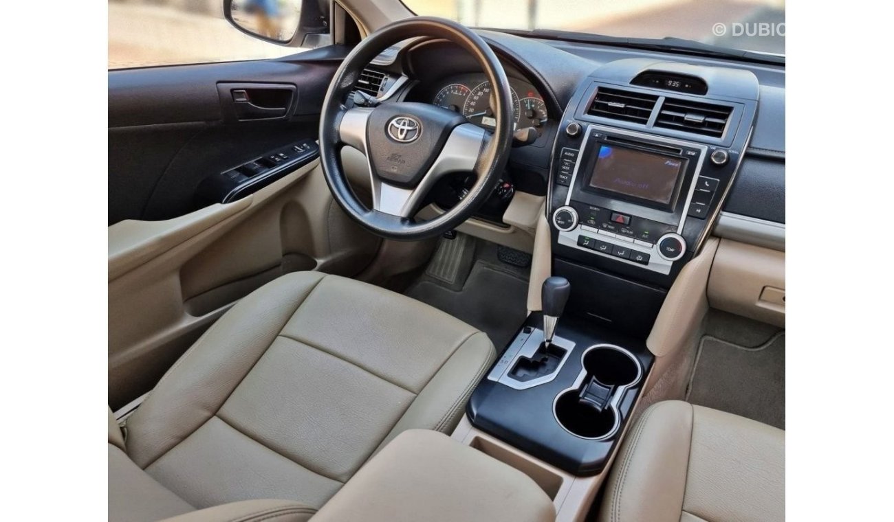 Toyota Camry S+ Excellent condition - Leather Interior