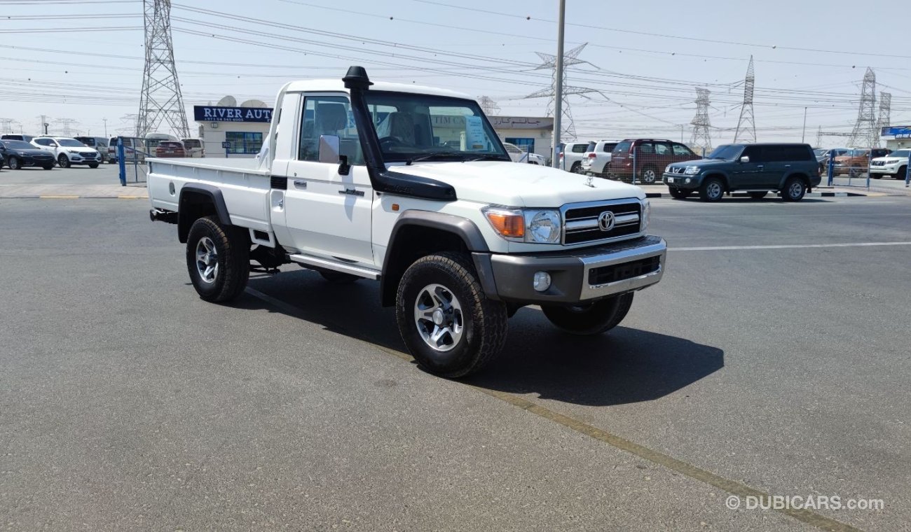 Toyota Land Cruiser Pick Up 1