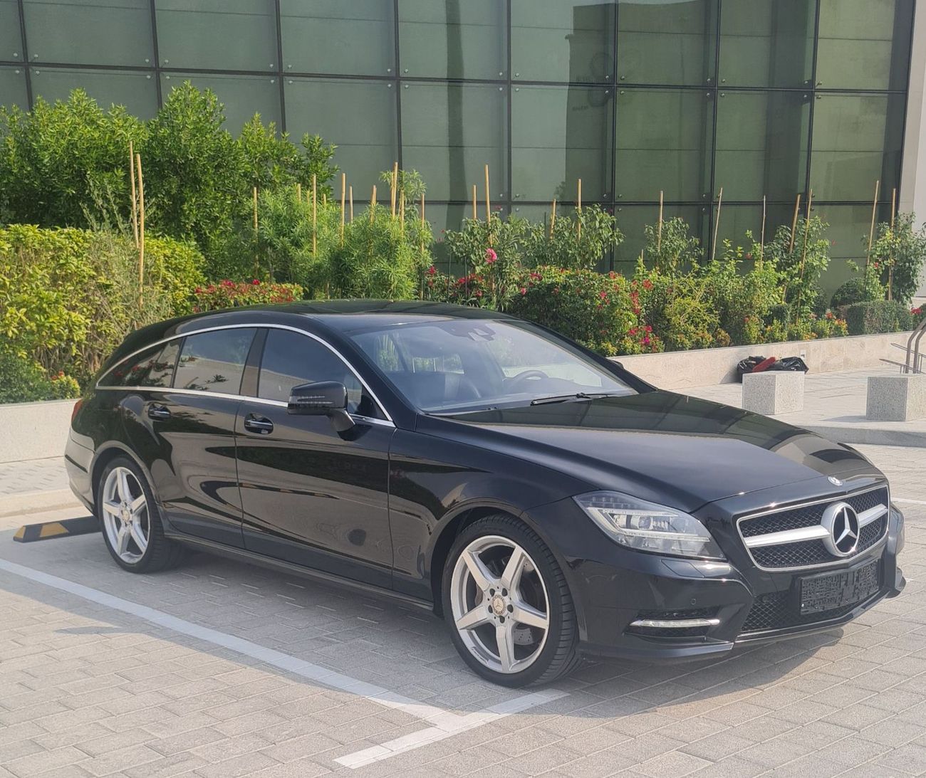 Mercedes-Benz CLS 350 AMG Shooting Brake Edition platinum Edition