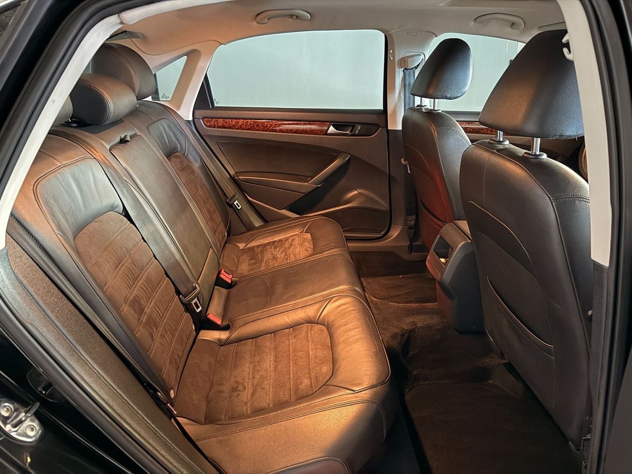 Volkswagen Passat SEL 2.5L