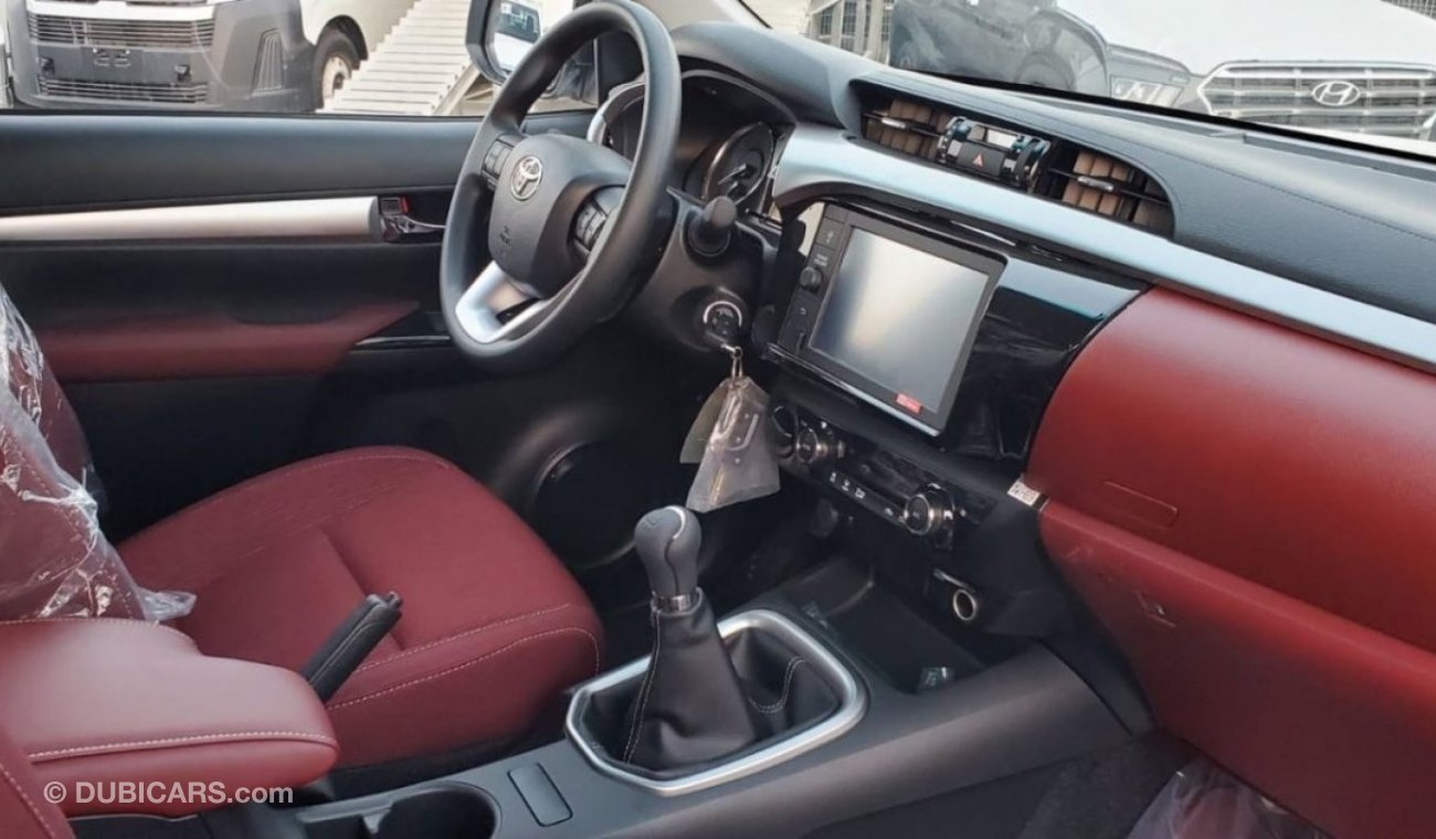 Toyota Hilux Toyota Hilux Pick Up SR5 Double Cabin M/T 22MY 2.4L 4x4 Diesel