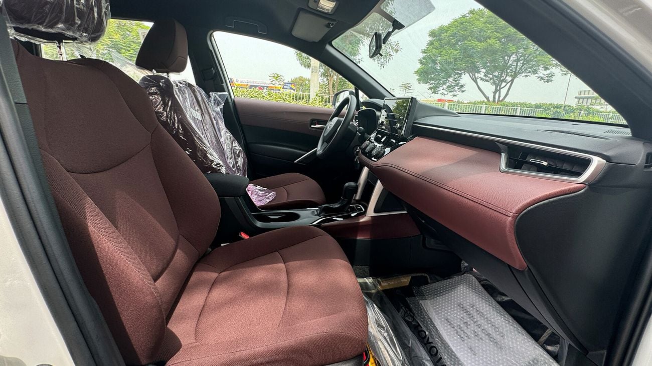 Toyota Corolla Cross 2024 A/T 1.8L PETROL BRAND NEW 0KM "EXPORT OFFER"