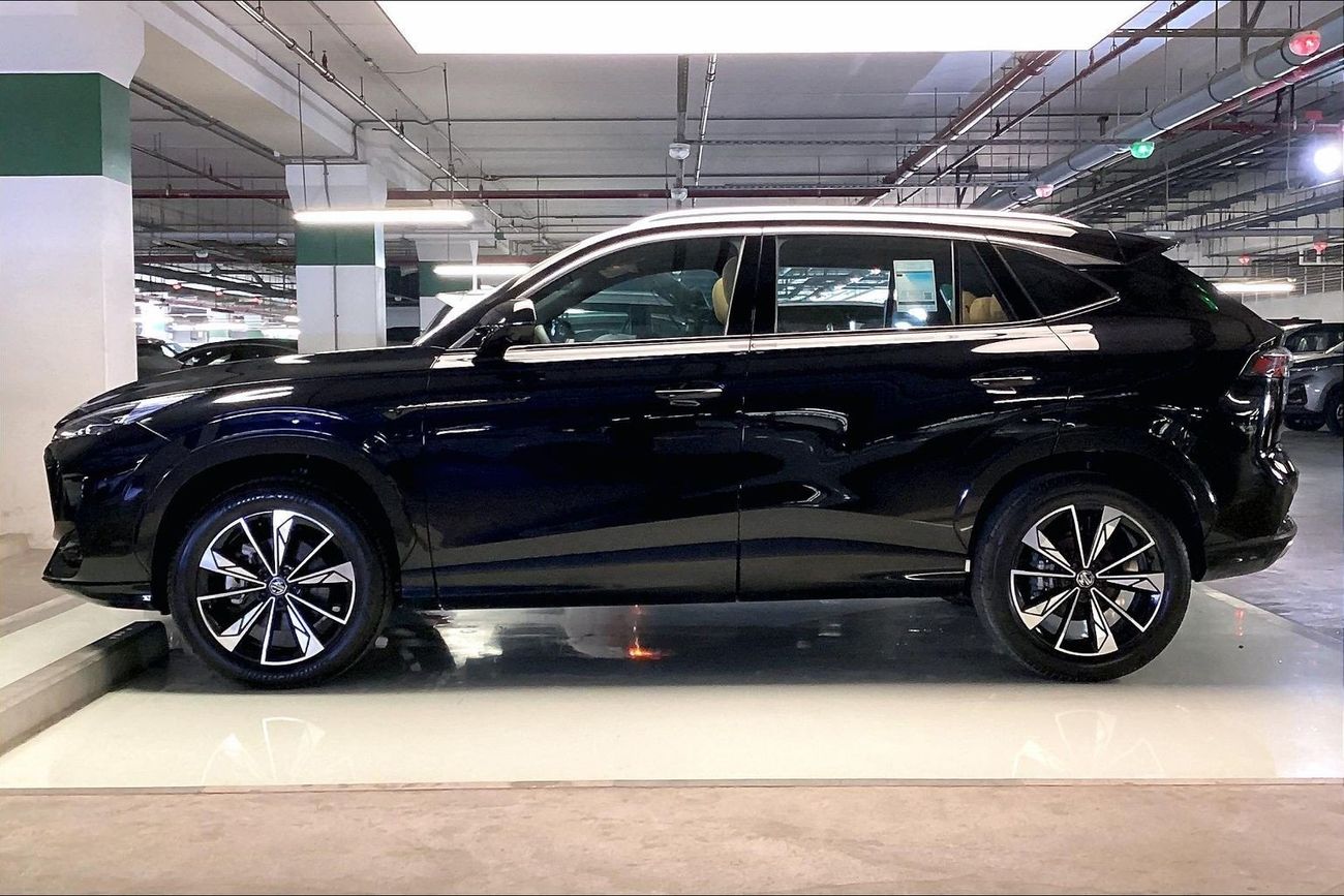 MG HS Deluxe | National Day | Start 2026 with the ideal drive | Guaranteed Warranty | 0 Down Payment