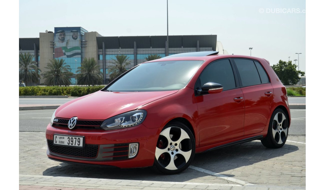 Volkswagen Golf GTI 2.0T (Fully Loaded)