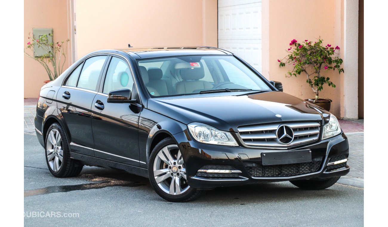 مرسيدس بنز C200 2013 GCC under Warranty with Zero downpayment.