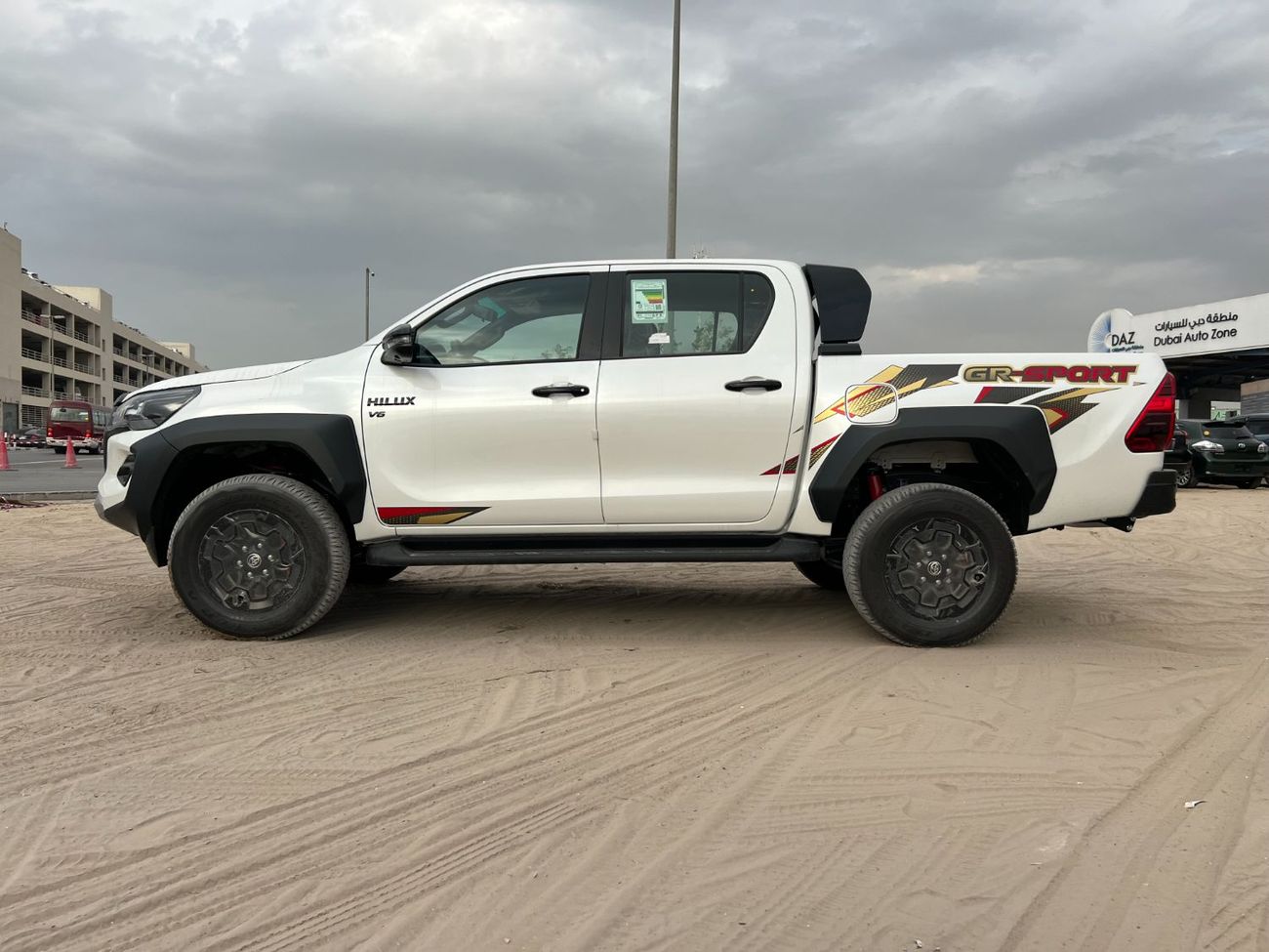 تويوتا هيلوكس EXPORT ONLY - Toyota Hilux GR sport 2025
