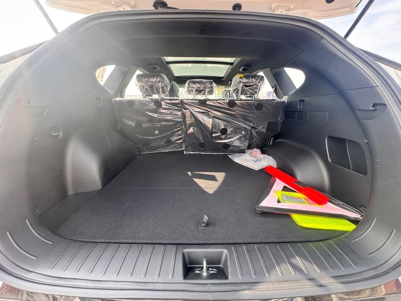 Hyundai Tucson 2025 N Line , 2.0L , sunroof , power seat