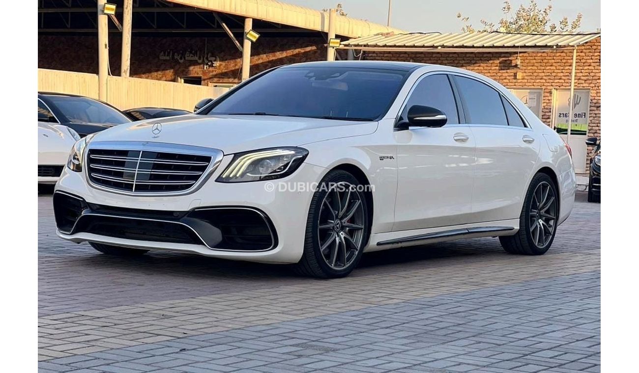 مرسيدس بنز S 550