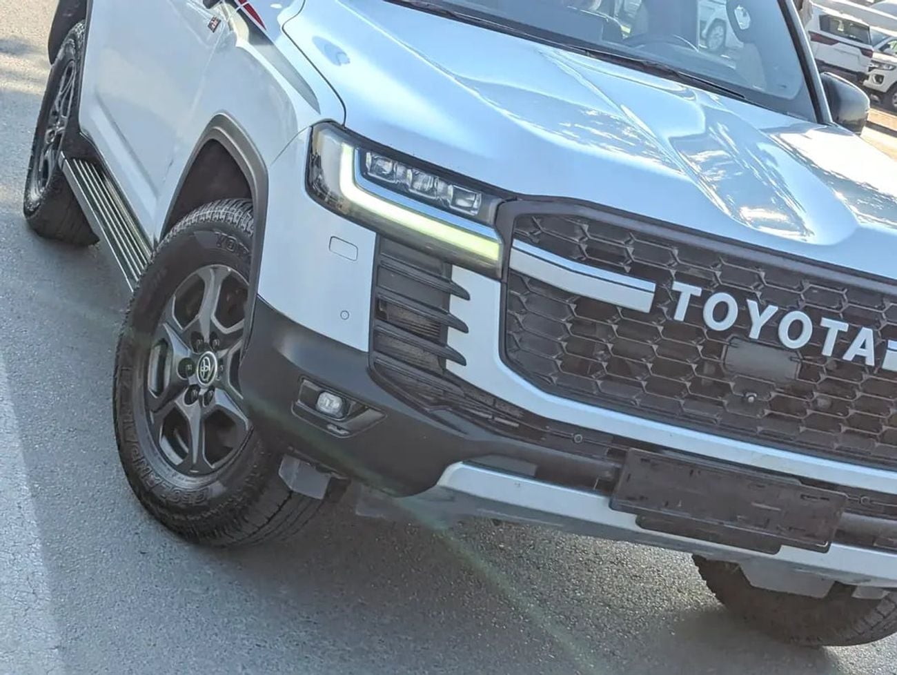 تويوتا لاند كروزر GR Sport | 3.3L Twin-Turbo V6 Diesel | Full Option | GCC Specs | Luxury 4WD SUV