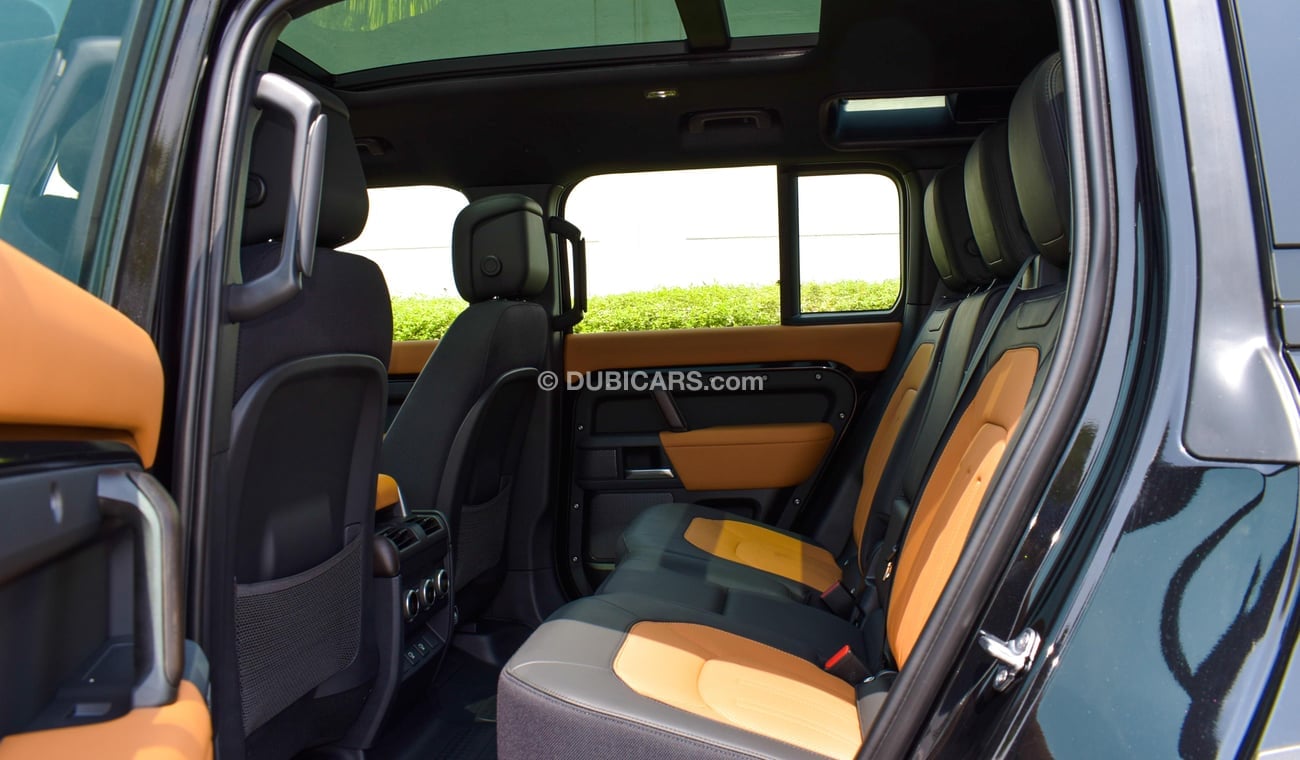 لاند روفر ديفندر 110 Pure X 3.0L P400 | Black Pack Edition | 2023