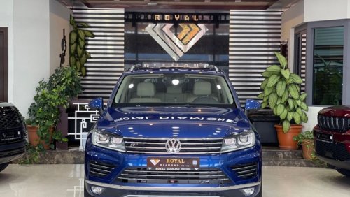Volkswagen Touareg R-Line Volkswagen Touareg R Line 2017 GCC Under Warranty