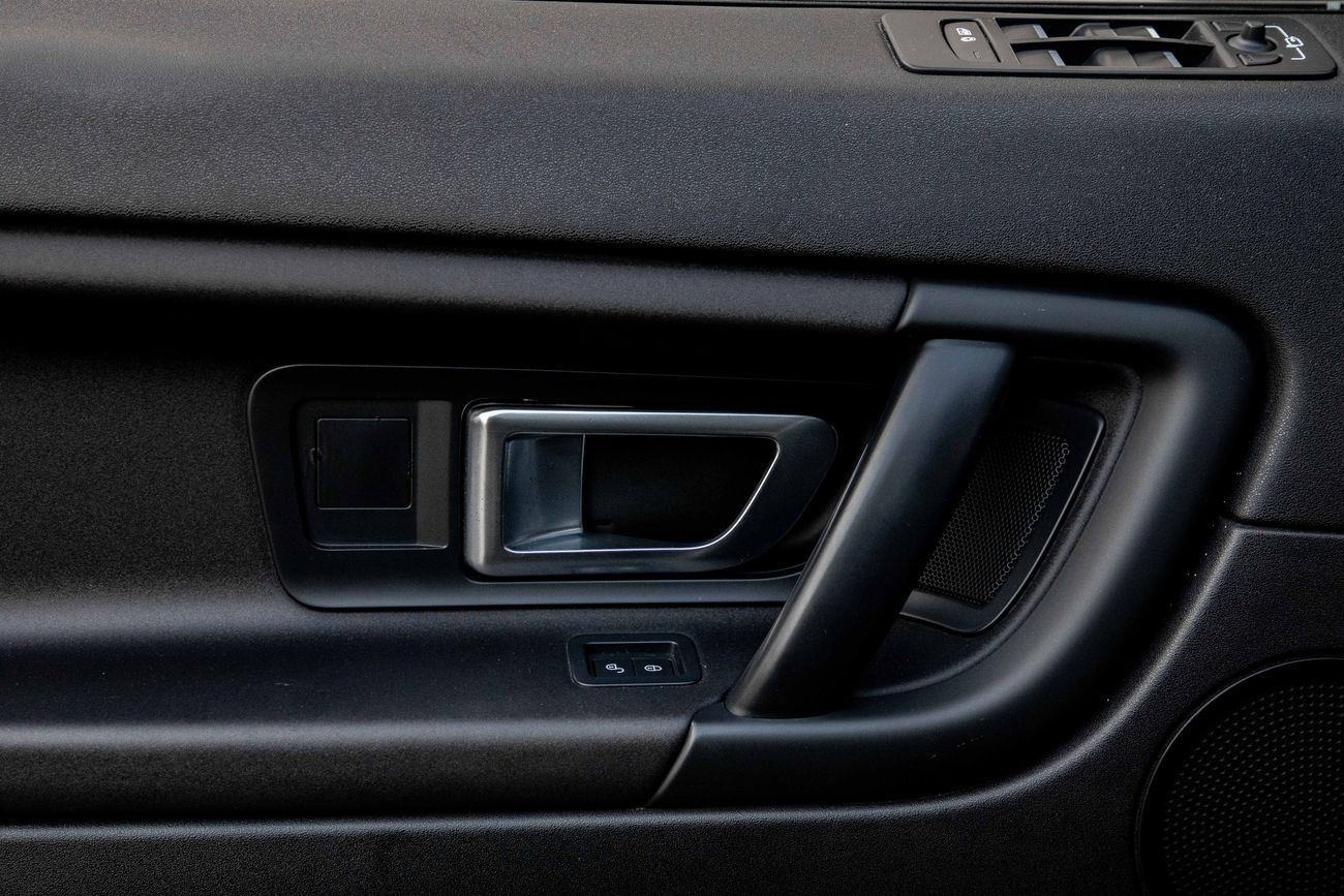 لاند روفر دسكفري سبورت Discovery Sport | 1,371 P.M | 0% Downpayment | Land Rover History | Warranty