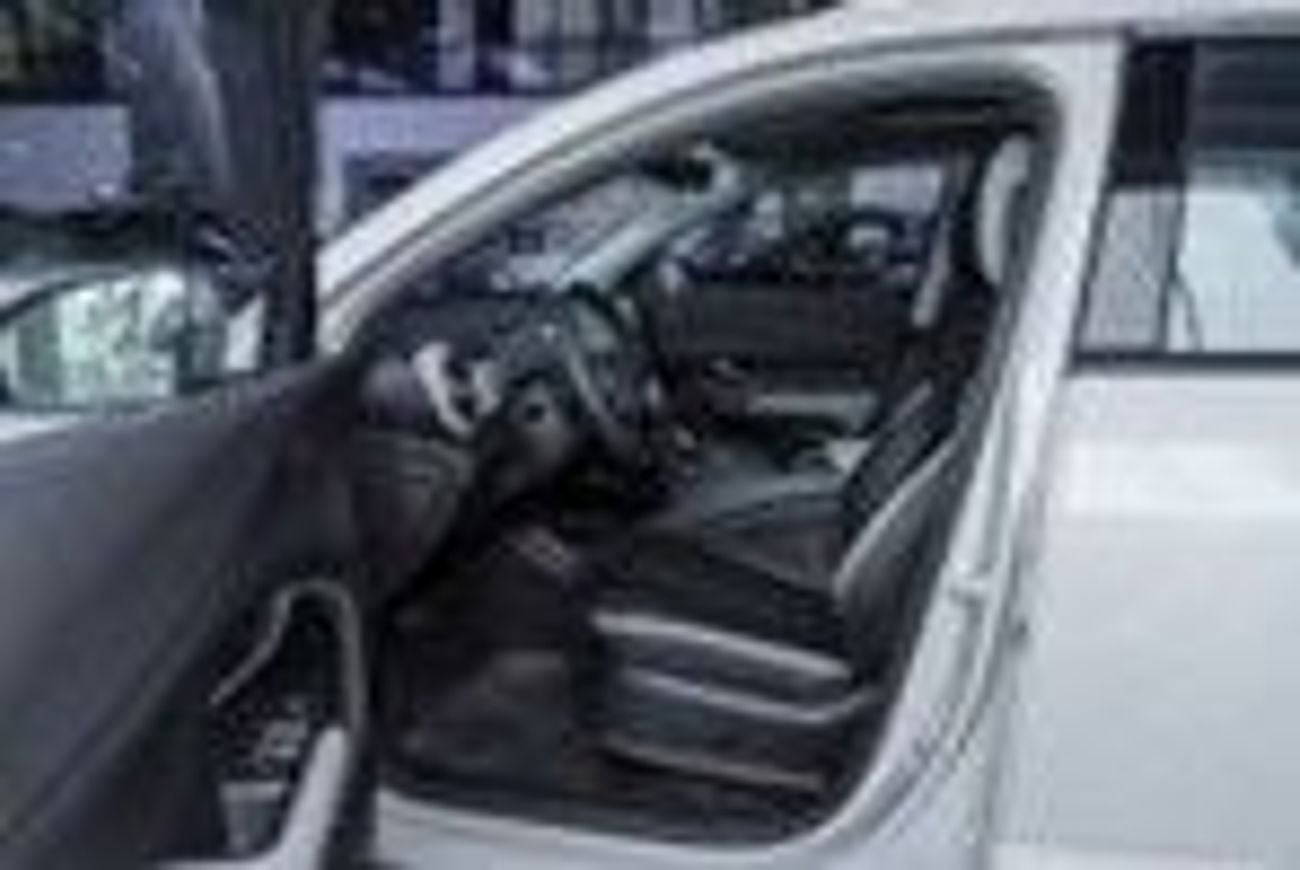 BYD Seal 05 DM-i BYD SEALION  05 DMi 2025 115KM Honor model