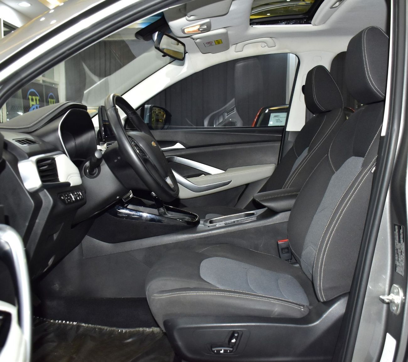 شيفروليه كابتيفا EXCELLENT DEAL for our Chevrolet Captiva Premier ( 2023 Model ) in Grey Color GCC Specs