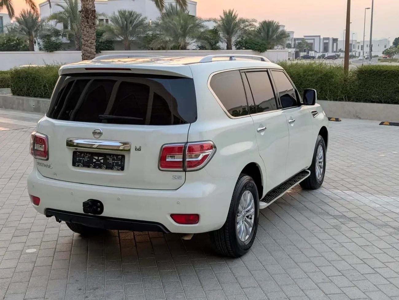 Nissan Patrol SE V6 4.0L GCC Specs Accident Free In Excellent Condition