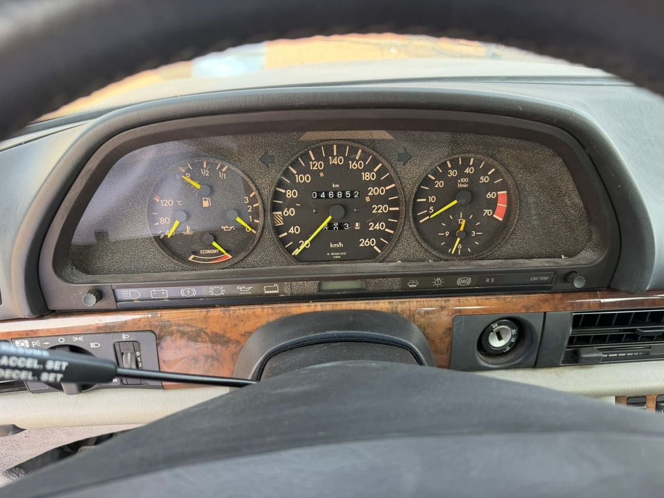 مرسيدس بنز 500 SEL