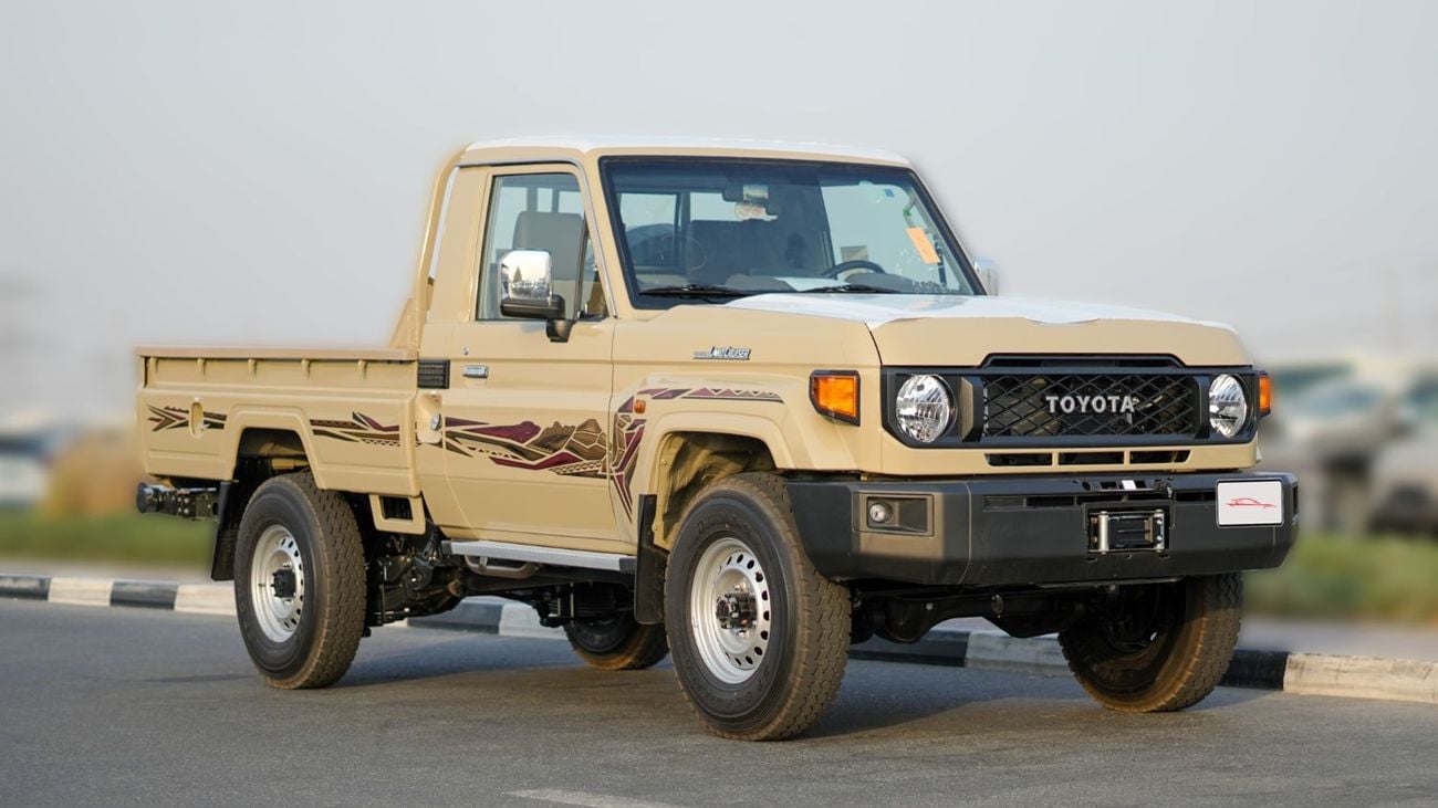 تويوتا لاند كروزر بيك آب 2025 Toyota Land Cruiser LC 79 4.0L AT Petrol Basic (Beige)