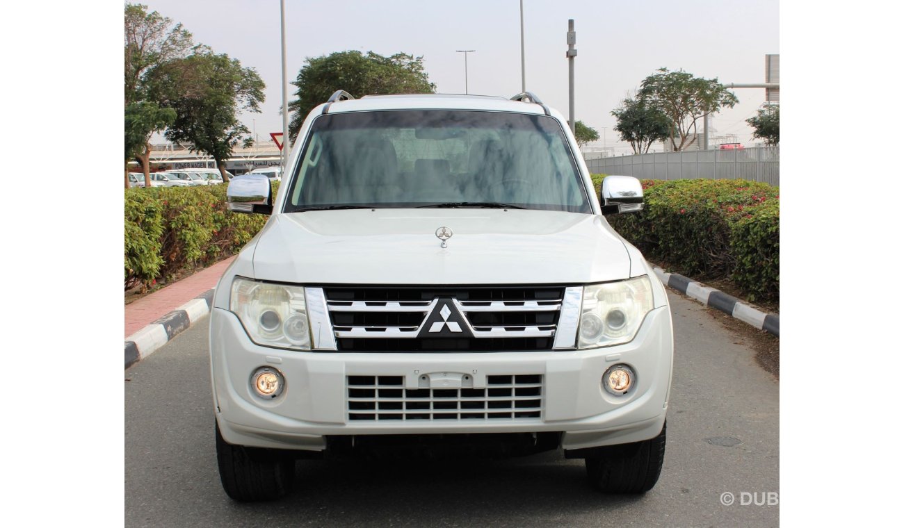 Mitsubishi Pajero 2013/ V6/3.5/ GLS/ TOP OPTION/ GCC /100% ORIGINAL PAINT/ 1 YEAR WARRANTY