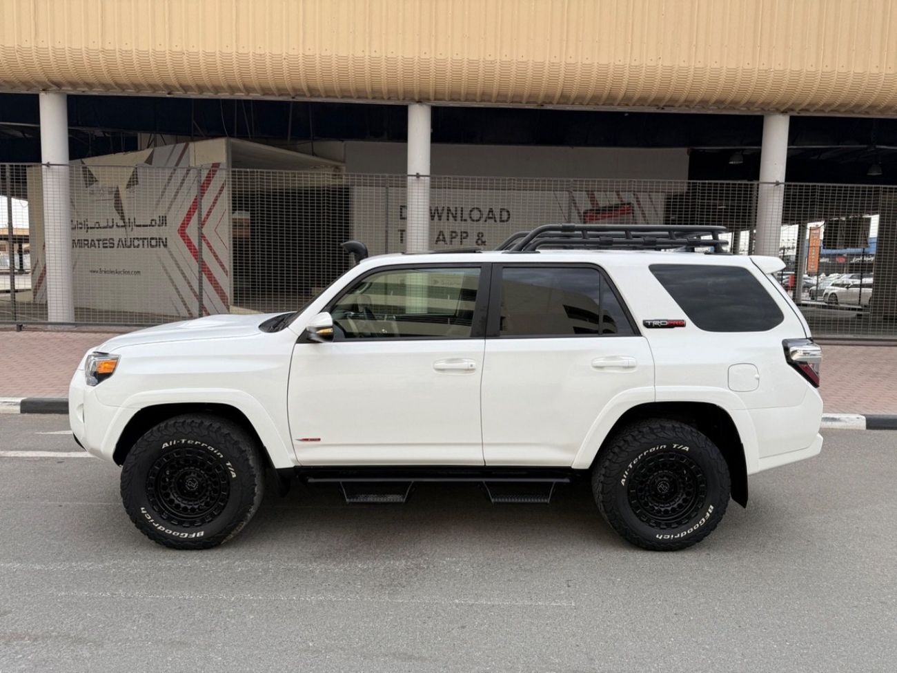 تويوتا Runner4 2022 SR5 TRAIL SPORT 7 SEATS 4x4 CANADA SPEC