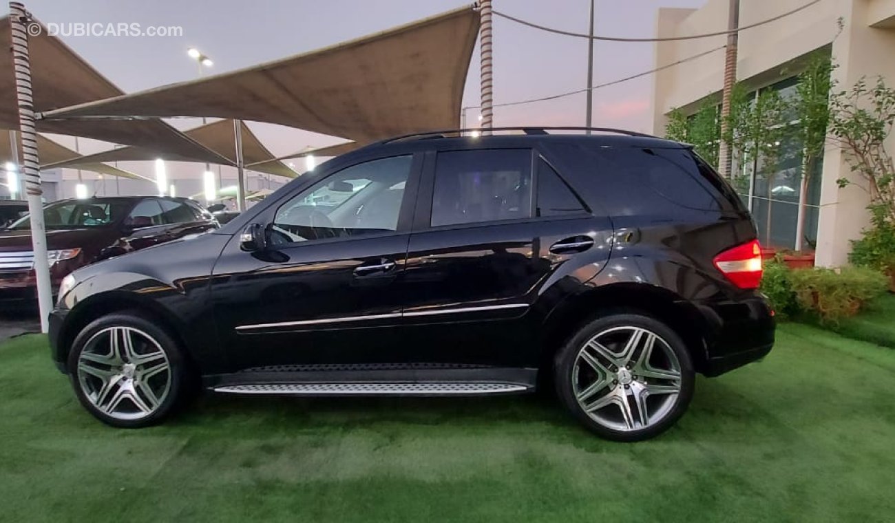 Mercedes-Benz ML 500 Imported number one hatch, leather wheels, sensors, screen, electric chair, cruise control, rear win