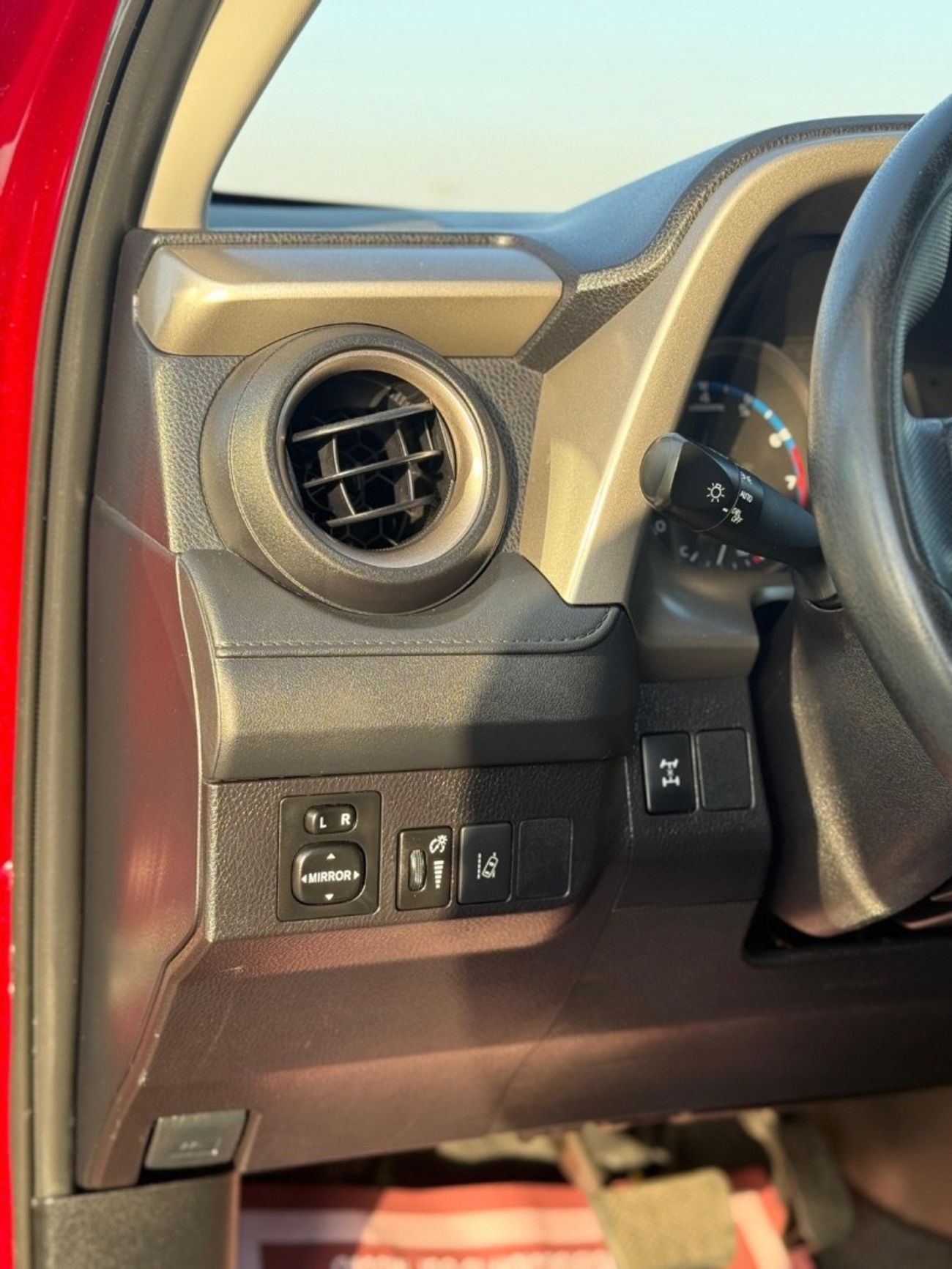 Toyota RAV4 4WD leather seats