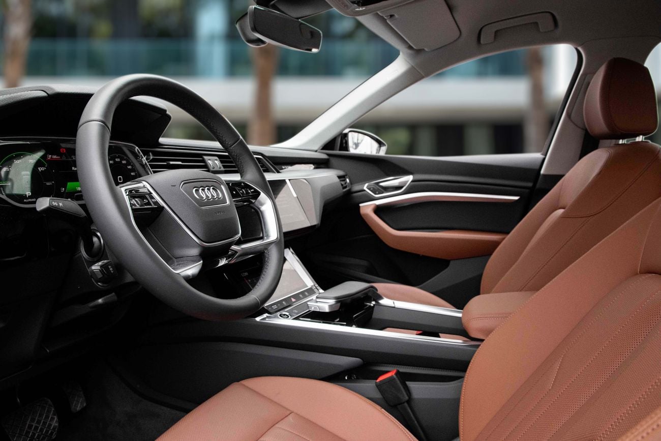 Audi etron E-Tron 55 Quattro Black Edition | 3,036 P.M | 0% Downpayment | E-TRON BLACK EDITION | AGENCY WARRANT