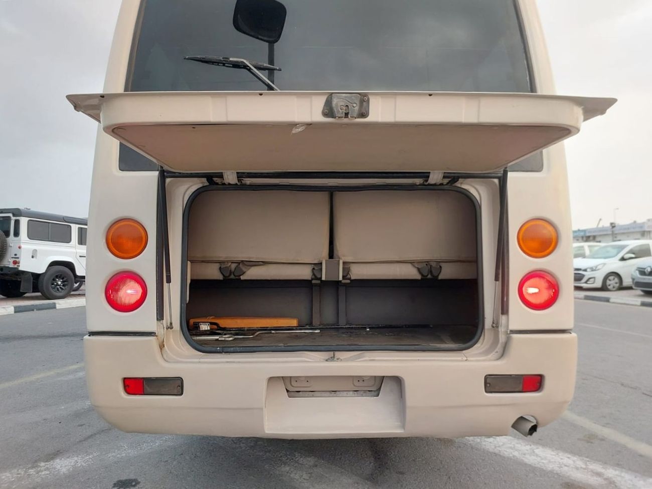 Mitsubishi Rosa MITSUBISHI ROSA BUS RHD 1997 MODEL 3.9 L DIESEL MANUAL(PM00035)