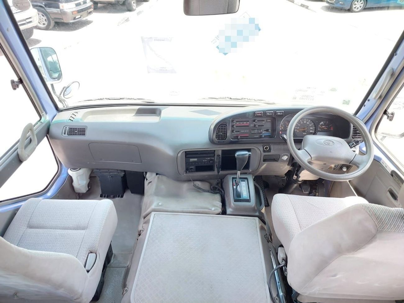 Toyota Coaster TOYOTA COASTER RHD 2004 MODEL 4.2 L DIESEL AUTOMATIC(PM12560)