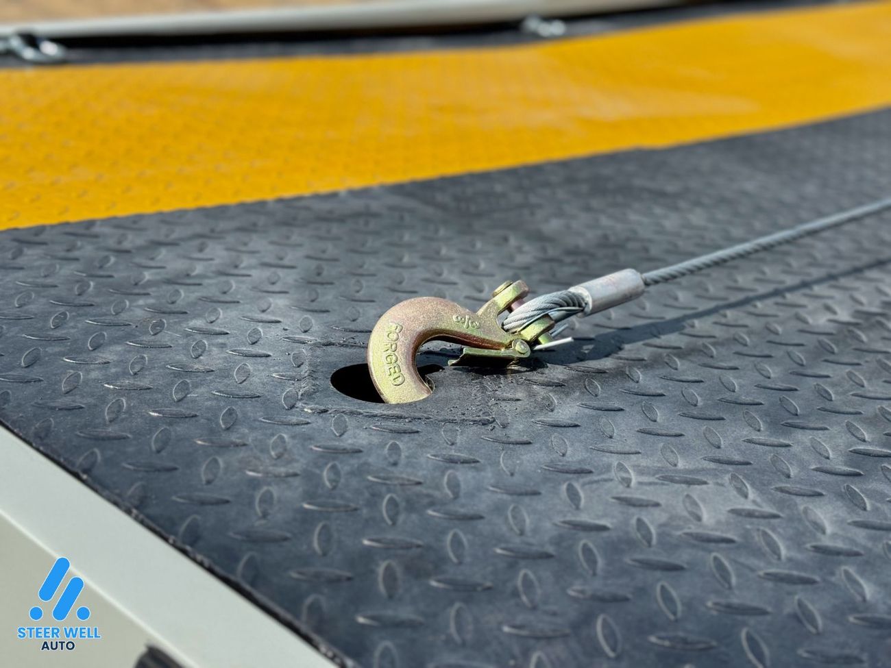 ميتسوبيشي فوسو كانتير | 3.0L | RWD | Recovery Tow Truck | GCC Specs | Excellent Condition