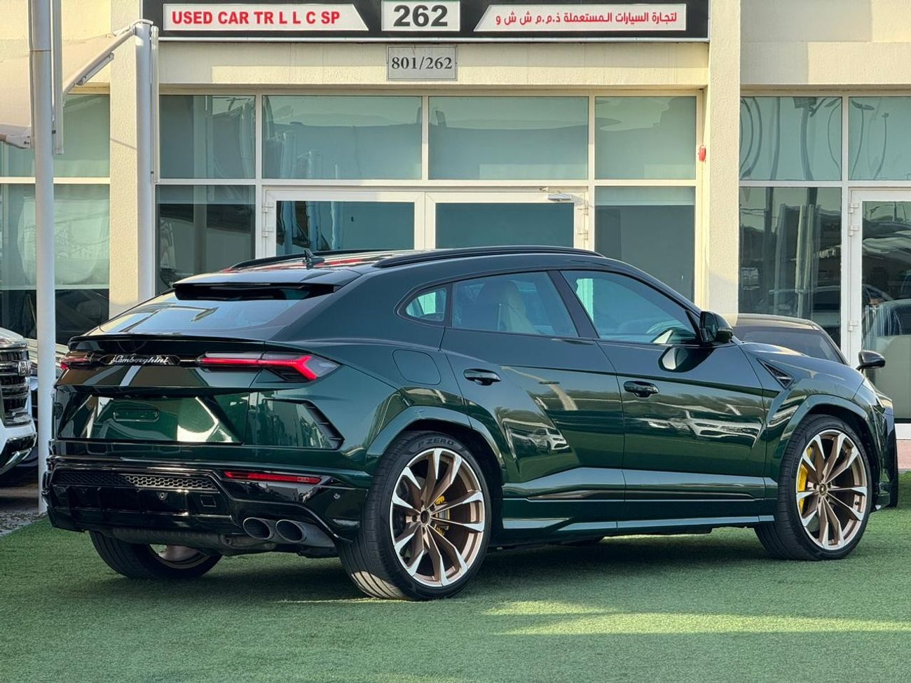 Lamborghini Urus Std LAMBORGHINI URUS GCC 2021 Service history (under warranty ) Aljaziri