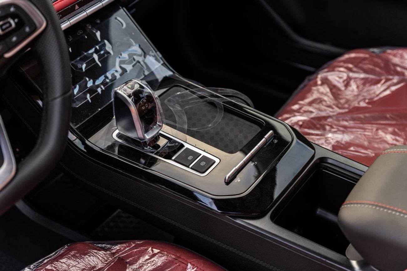 شيري تيجو 7 2026 CHERY TIGGO 7  1.5L SUV SQR7 150T FWD WHITE / BEIGE