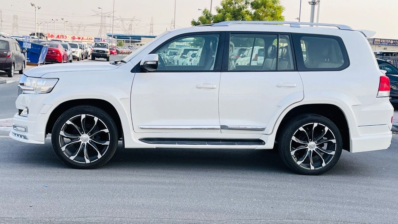Toyota Land Cruiser VXR