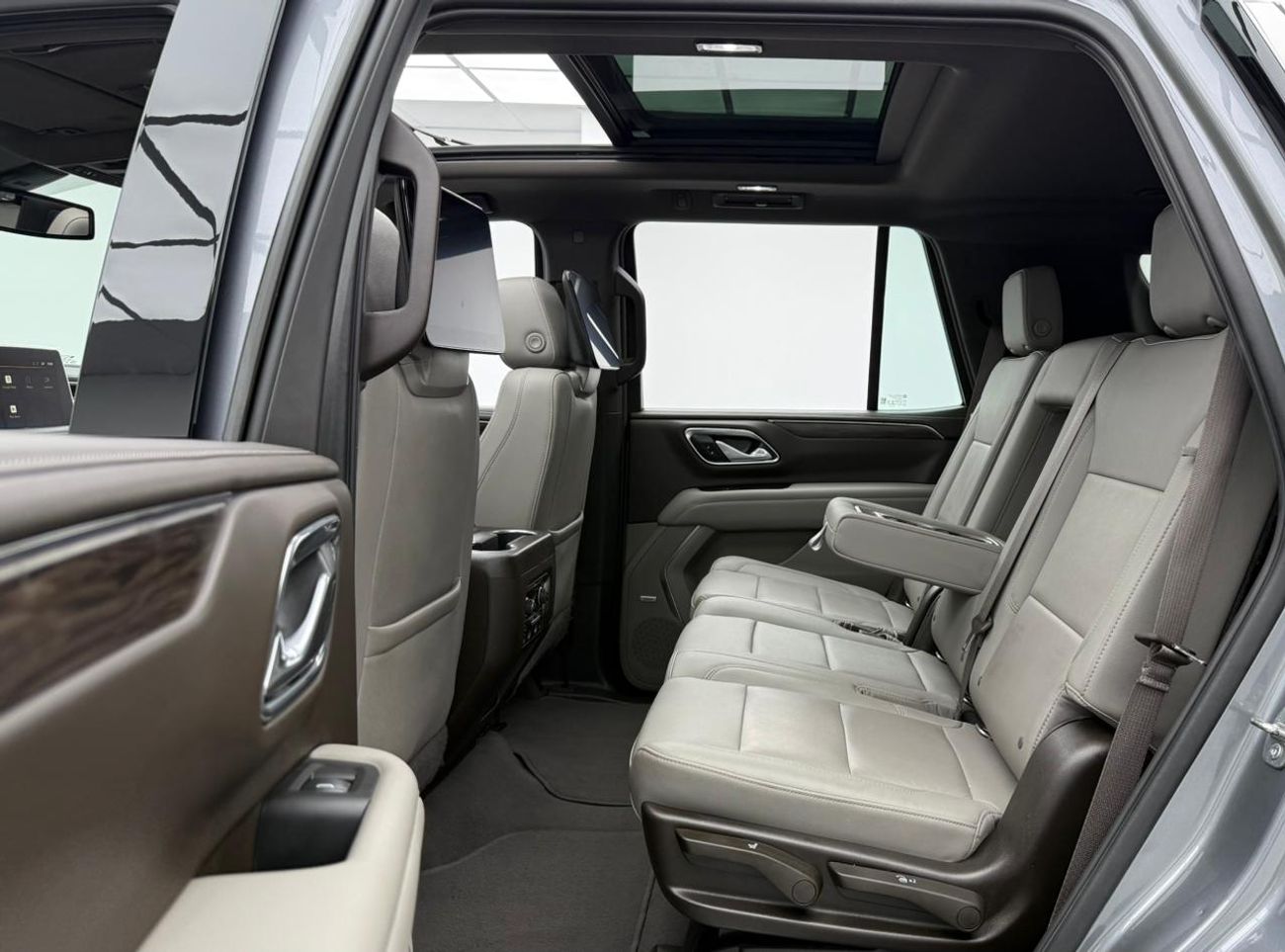 Chevrolet Tahoe LT 5.3L 4WD 2022 Chevrolet Tahoe LT, Warranty, Full Service History, 8 Seater, Excellent Condition,