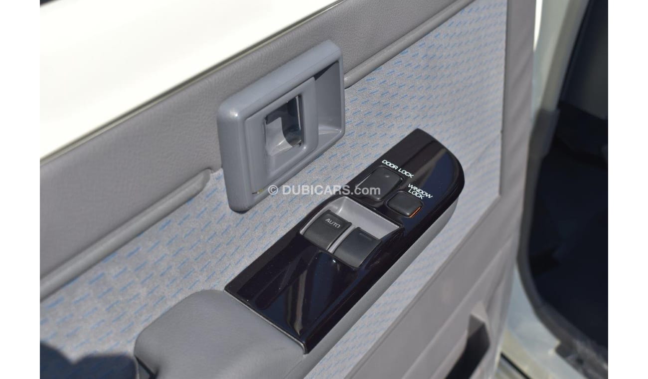 Toyota Land Cruiser Pick Up 79 SINGLE CAB LX-V V6 4.0L PETROL  4WD MANUAL TRANSMISSION