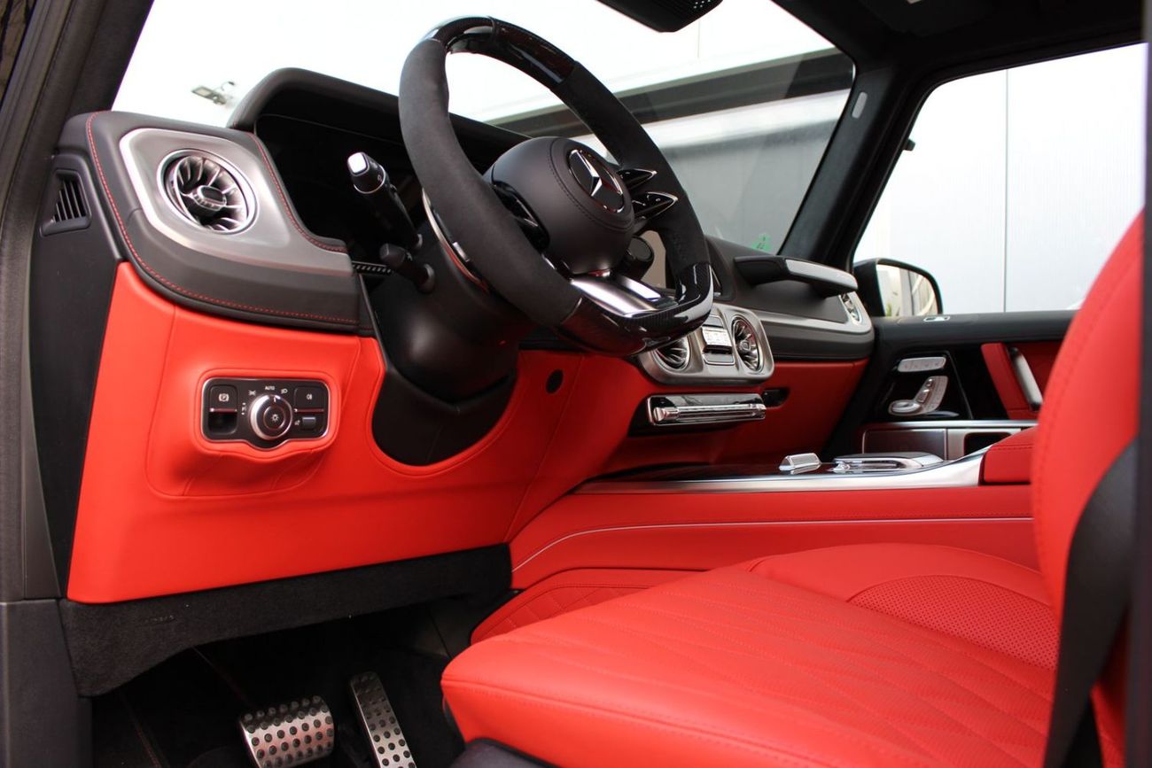 مرسيدس بنز G 63 AMG ميرسيدس بنز 4.0 لتر - 8 سلندر