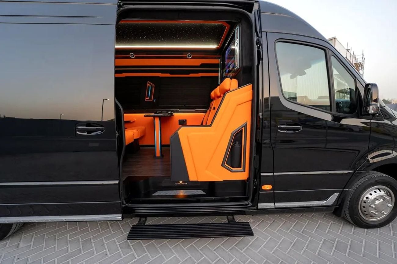 Mercedes-Benz Sprinter VIP MERCEDES with Additional AC and Air Suspension - 2 Years Warranty VLINE